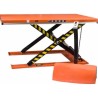Table élévatrice avec rampe fixe électrique